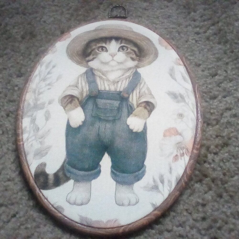 Vintage Overall Cat Wall Art Decor, Whimsical Cottagecore Animal Oval Framed Can